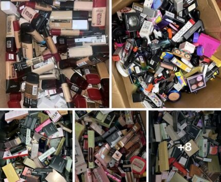 Mixed cosmetic pallets